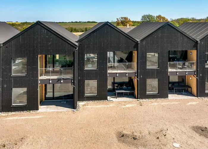 Havnehusene, Lejl 55 *